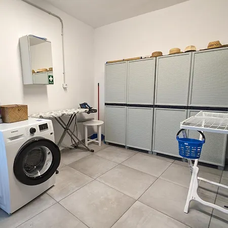 Sabaton - Kyziridi House *