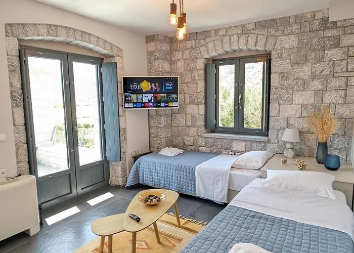 Sabaton - Kyziridi House