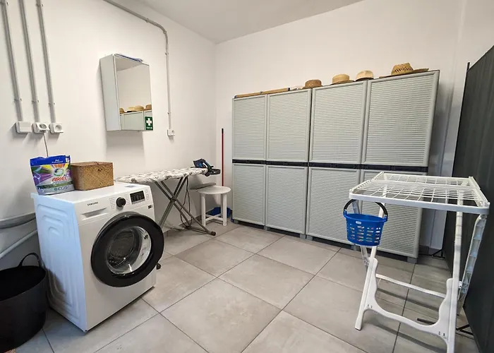 Sabaton - Kyziridi House *